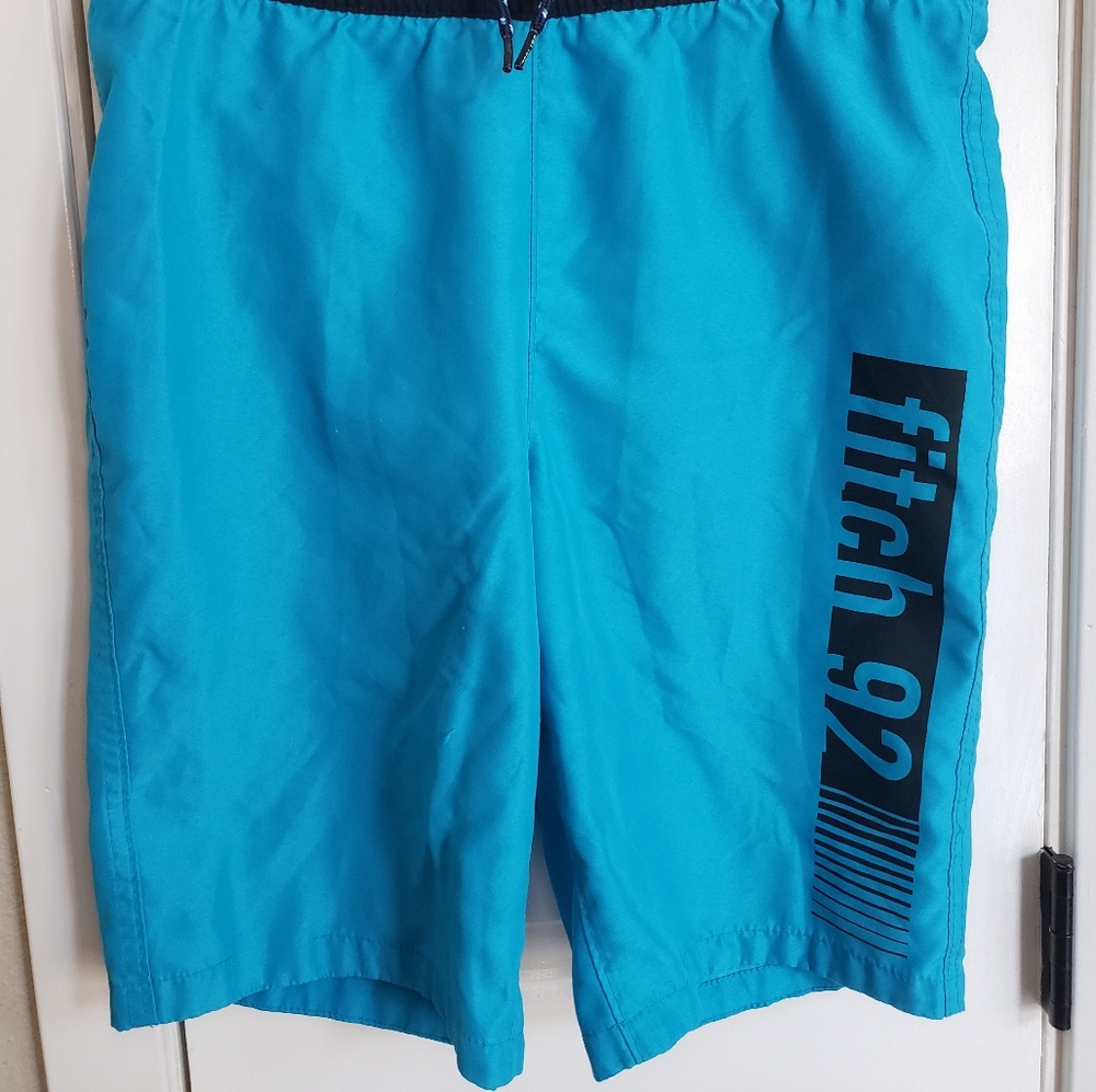 Size 15/16 - Picture 2 of 4